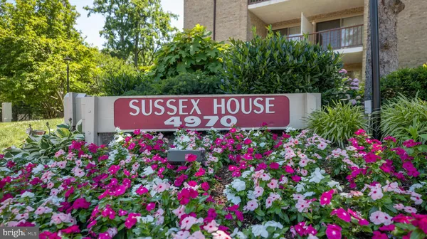 $2,900 | 4970 Battery Lane, Unit 104, Bethesda, MD 20814