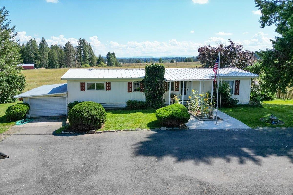 26510 North Monroe Road Deer Park, WA 99006 - Photo 1 of 32 Gallery Image 1