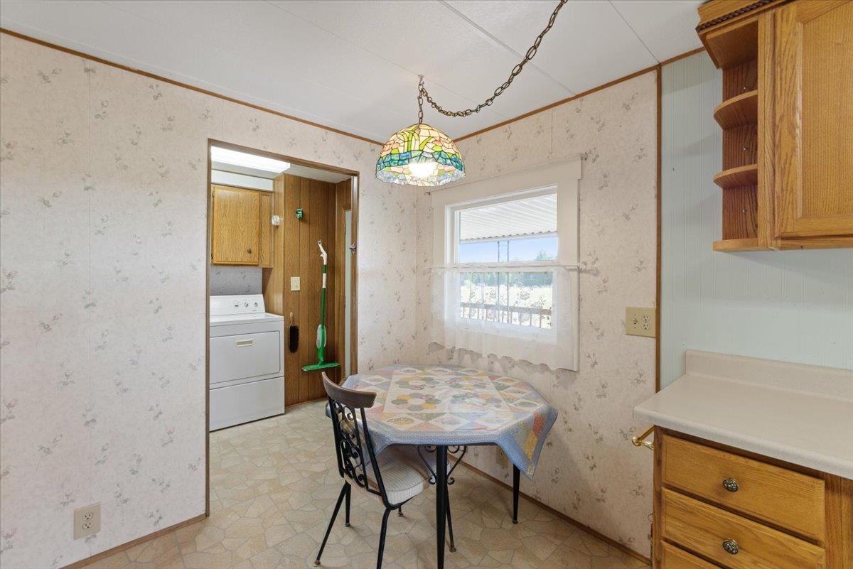 26510 North Monroe Road Deer Park, WA 99006 - Photo 11 of 32 Gallery Image 11