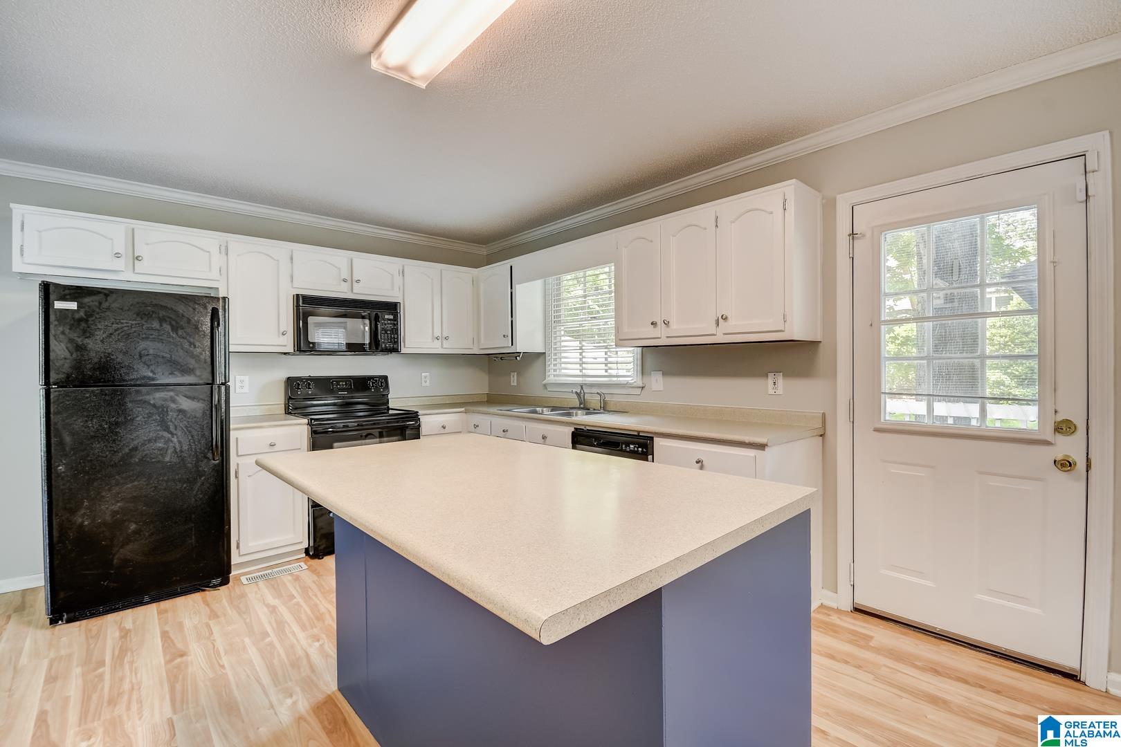 428 Russet Hollow Road Birmingham, AL 35244 - Photo 4 of 30