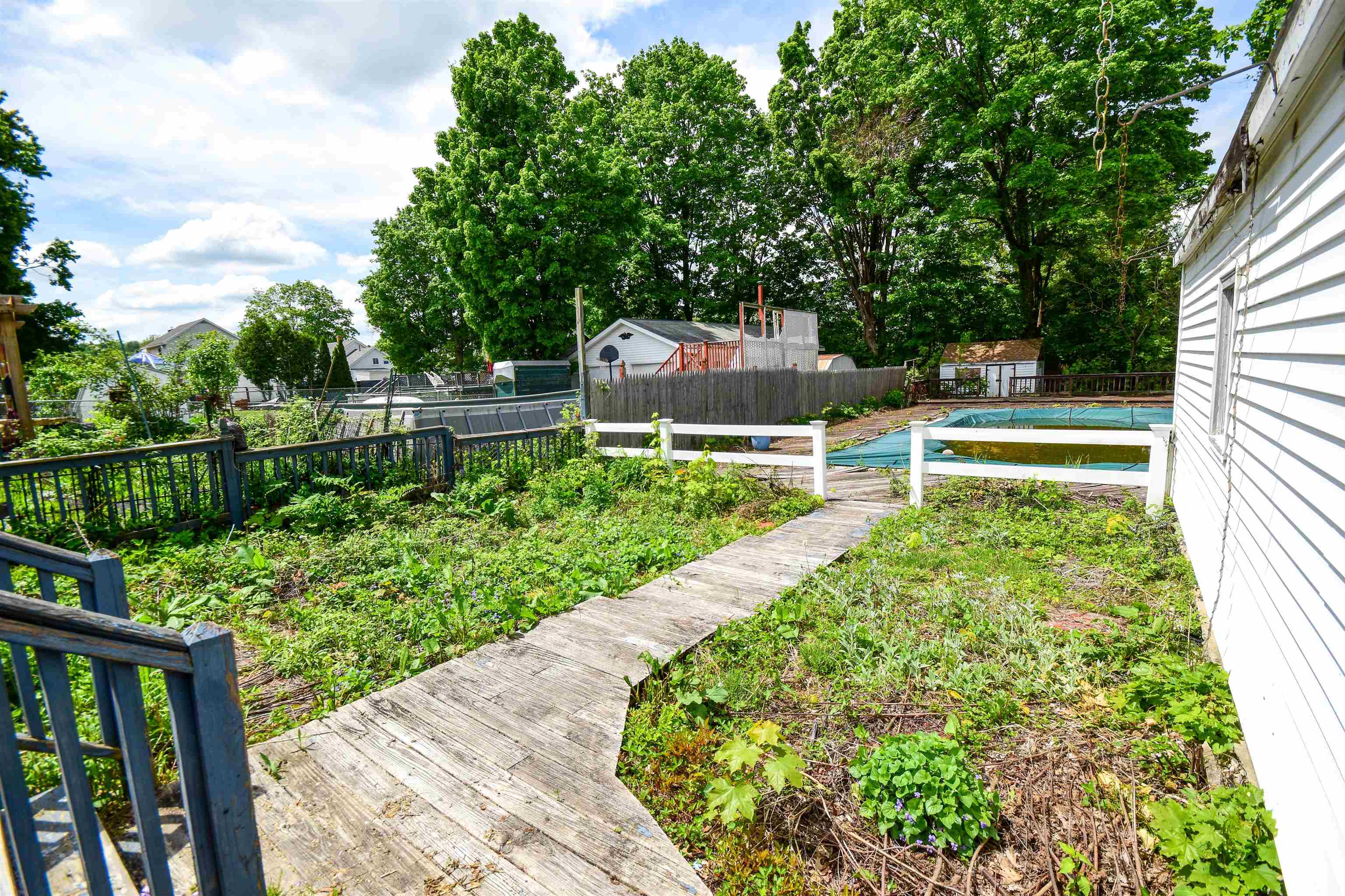 212 Grove Street Bennington, VT 05201 - Photo 21 of 36 Gallery Image 21