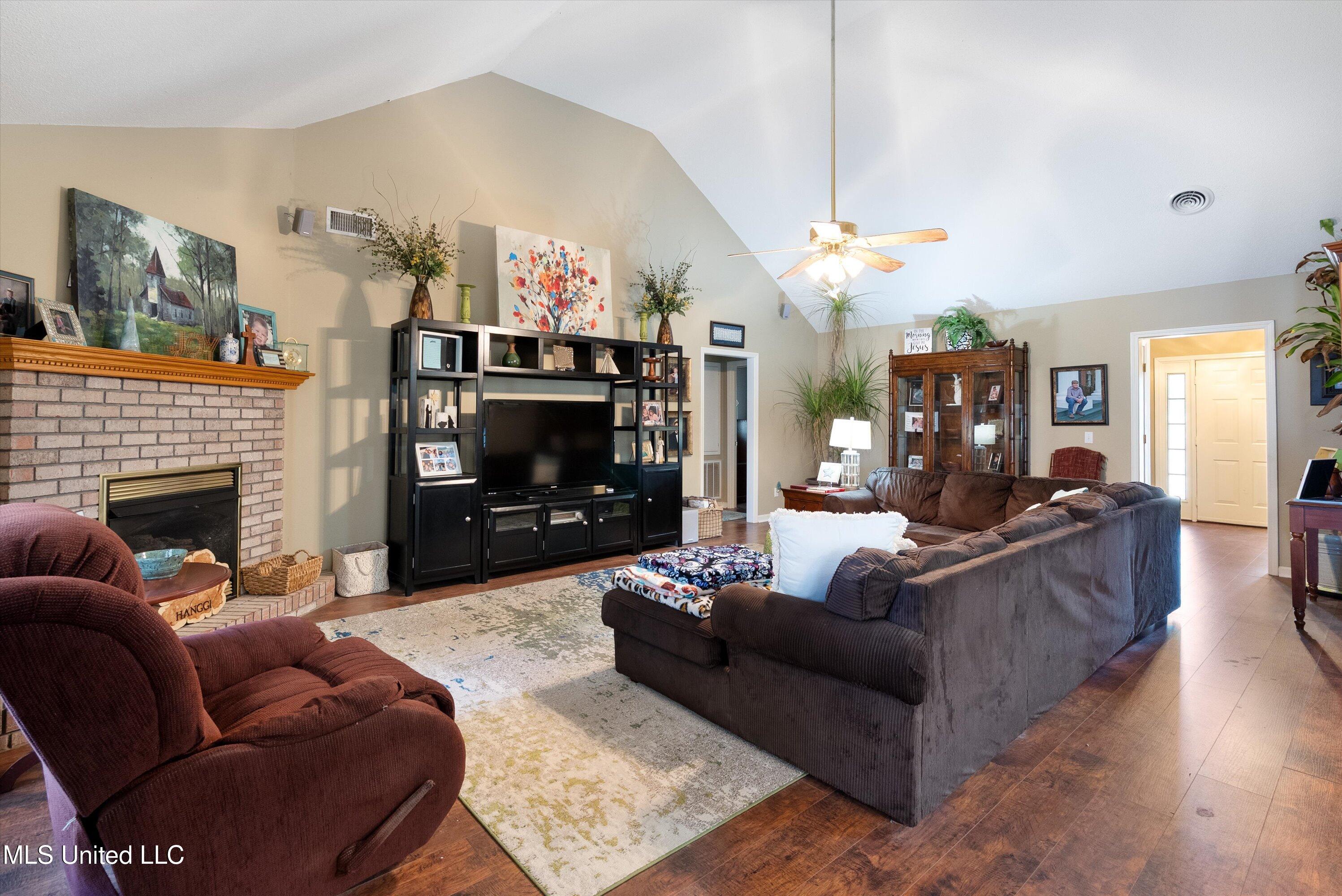 285 Saddle Club Road Holly Springs, MS 38635 - Photo 10 of 42 23-DSC02960