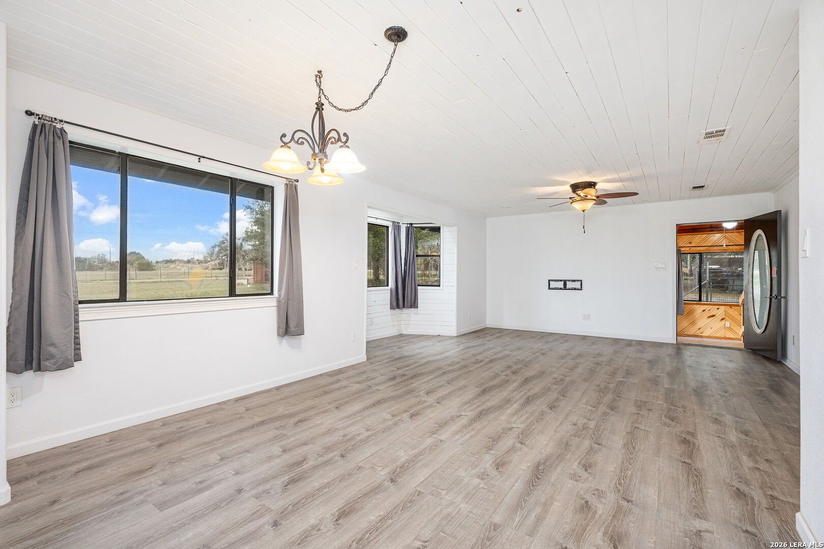 30040 Leroy Scheel Road Bulverde, TX 78163 - Photo 3 of 29