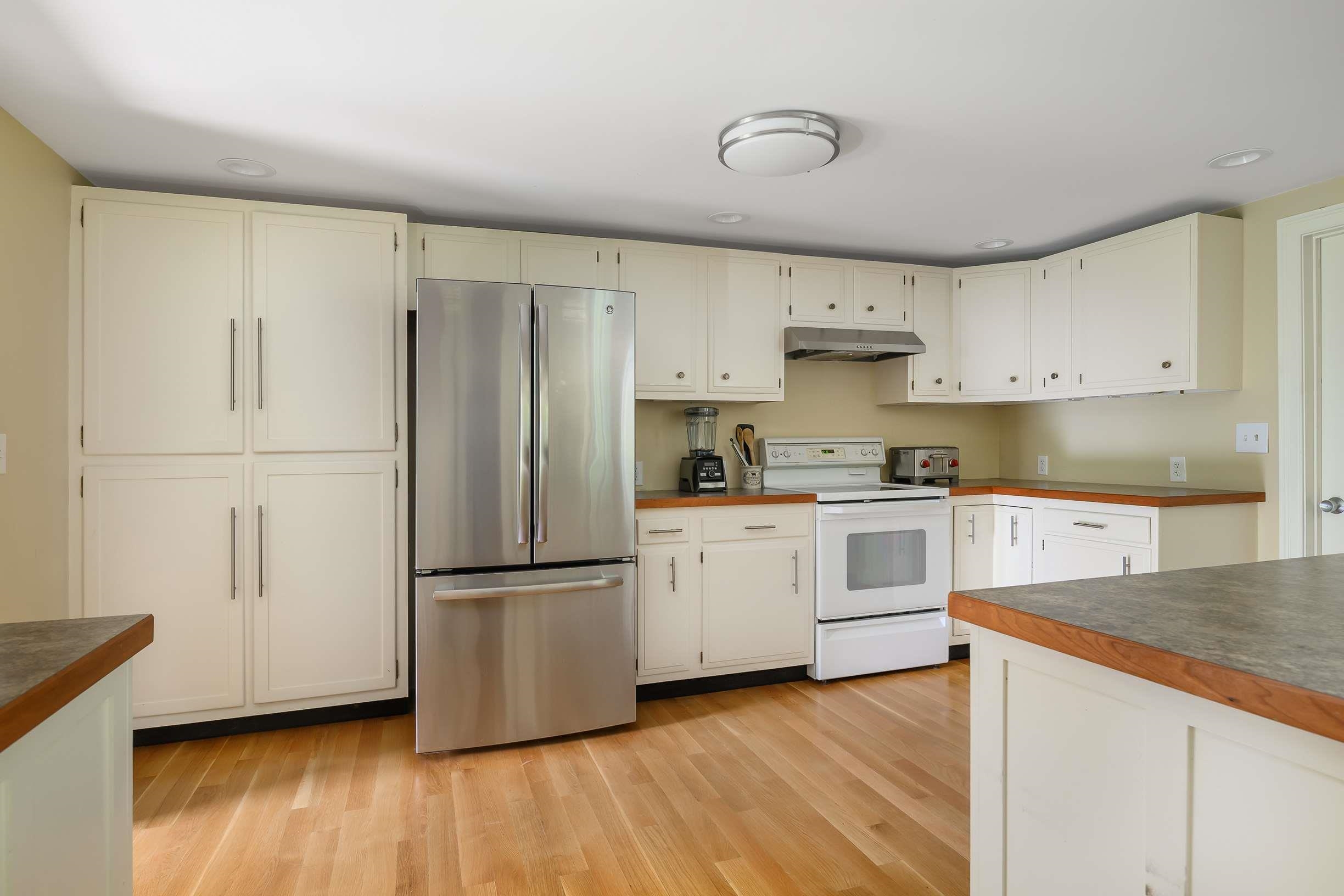 14 Eldridge Road York, ME 03909 - Photo 4 of 21