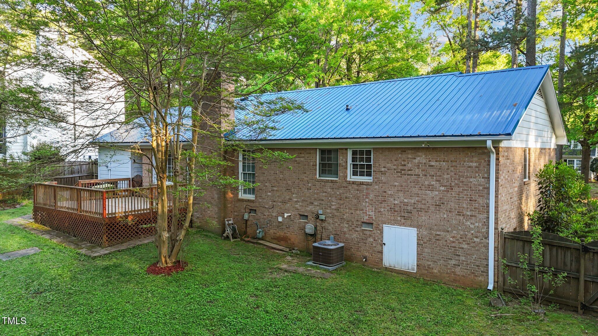 801 Silver Leaf Place Raleigh, NC 27609 - Photo 29 of 36 14-web-or-mls-DJI_20250409184806_0795_D
