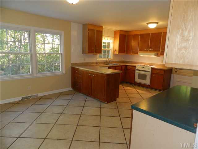2510 Sparger Road Durham, NC 27705 - Photo 5 of 14 Gallery Image 5