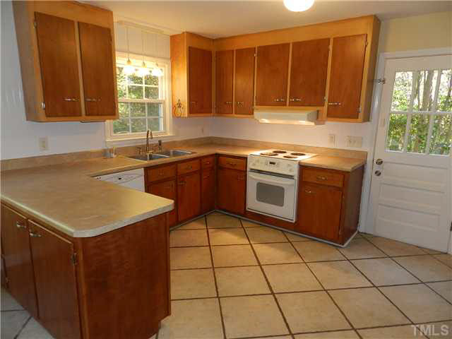 2510 Sparger Road Durham, NC 27705 - Photo 6 of 14 Gallery Image 6
