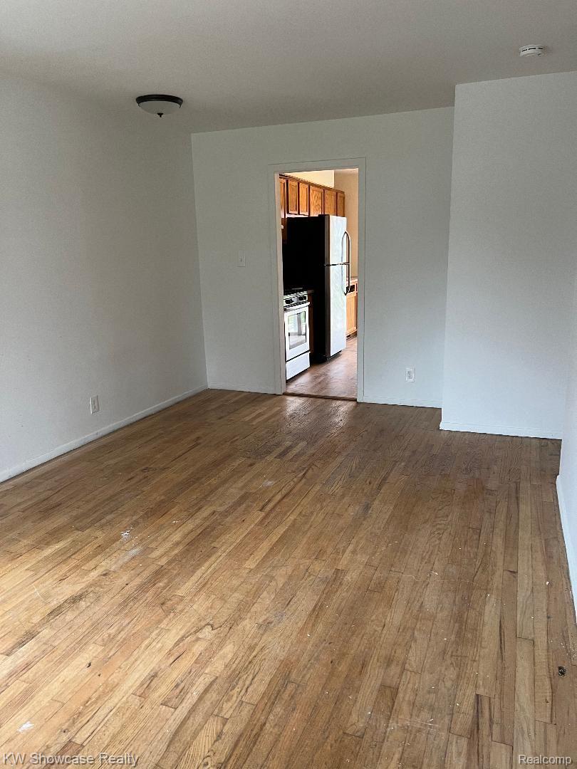 113 East Rutgers Avenue Pontiac, MI 48340 - Photo 5 of 15 Gallery Image 5