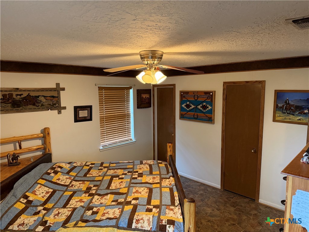 113 Leisure Acres Road Gatesville, TX 76528 - Photo 10 of 39