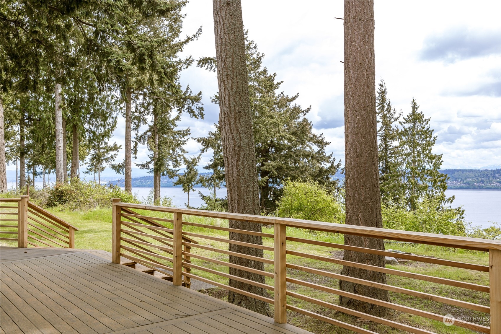 8167 Possession Ridge Lane Clinton, WA 98236 - Photo 25 of 34