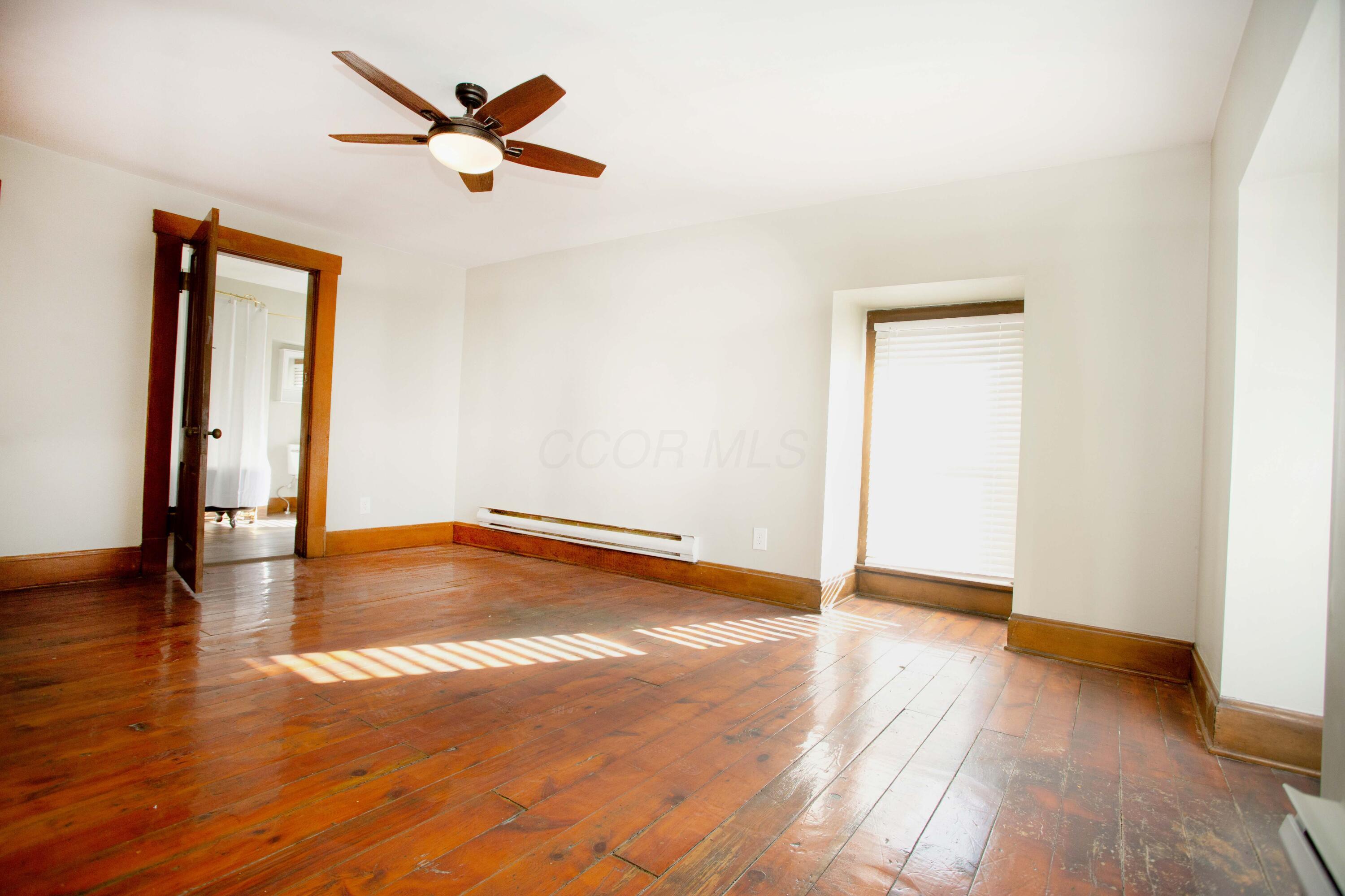 1422 Bryden Road Columbus, OH 43205 - Photo 55 of 63 Bedroom Bath shot