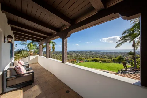 $9,975,000 | 2220 Bella Vista Drive, Montecito, CA 93108