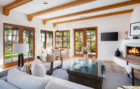 $9,975,000 | 2220 Bella Vista Drive, Montecito, CA 93108