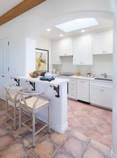 $9,975,000 | 2220 Bella Vista Drive, Montecito, CA 93108