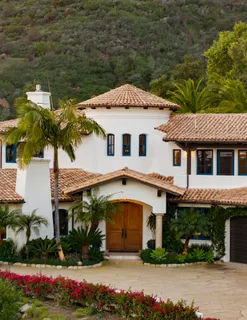 $9,975,000 | 2220 Bella Vista Drive, Montecito, CA 93108