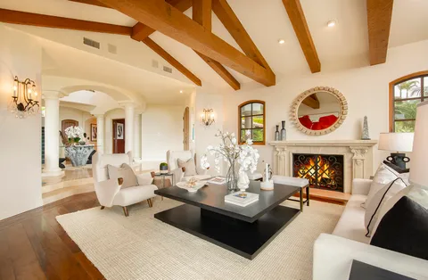 $9,975,000 | 2220 Bella Vista Drive, Montecito, CA 93108