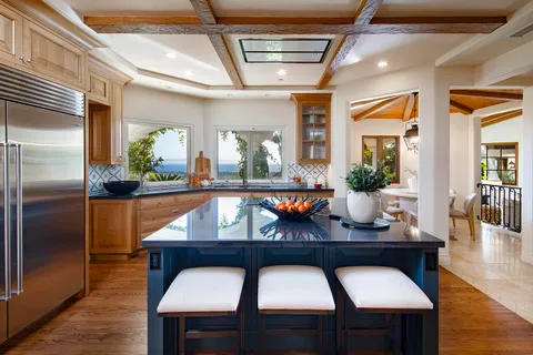 $9,975,000 | 2220 Bella Vista Drive, Montecito, CA 93108