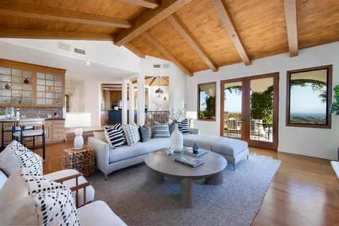 $9,975,000 | 2220 Bella Vista Drive, Montecito, CA 93108