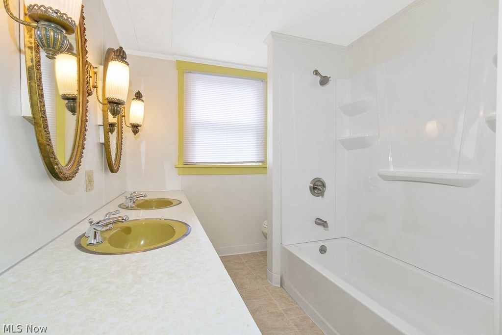 710 Clarendon Avenue Northwest Canton, OH 44708 - Photo 8 of 19