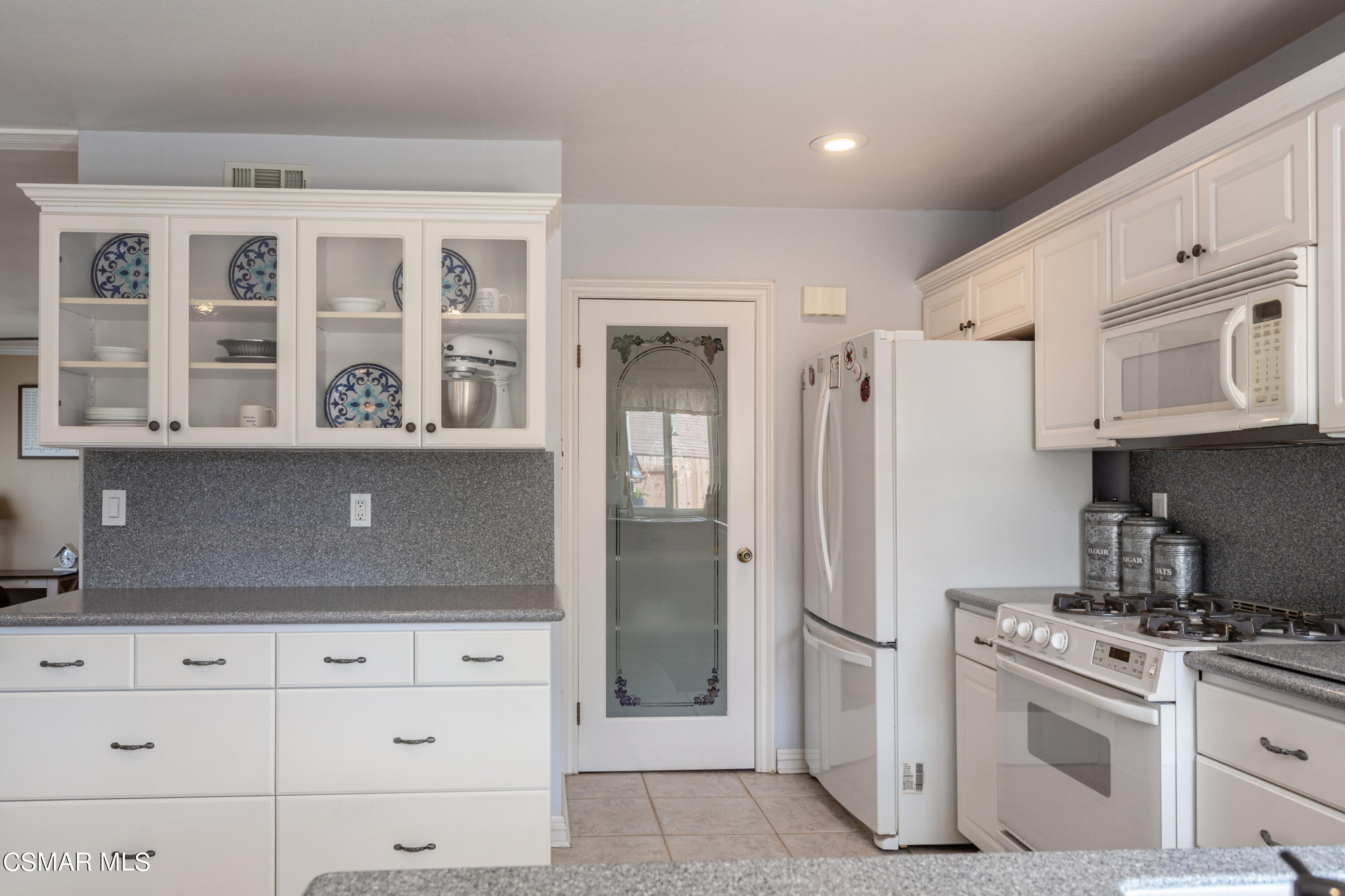 13508 Laurelhurst Road Moorpark, CA 93021 - Photo 14 of 34 Laurelhurst14