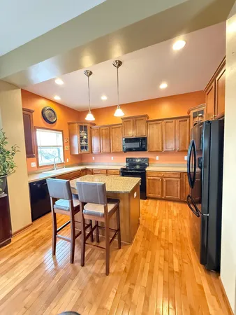 $369,900 | 7005 Rose Drive, Rockford, MN 55373