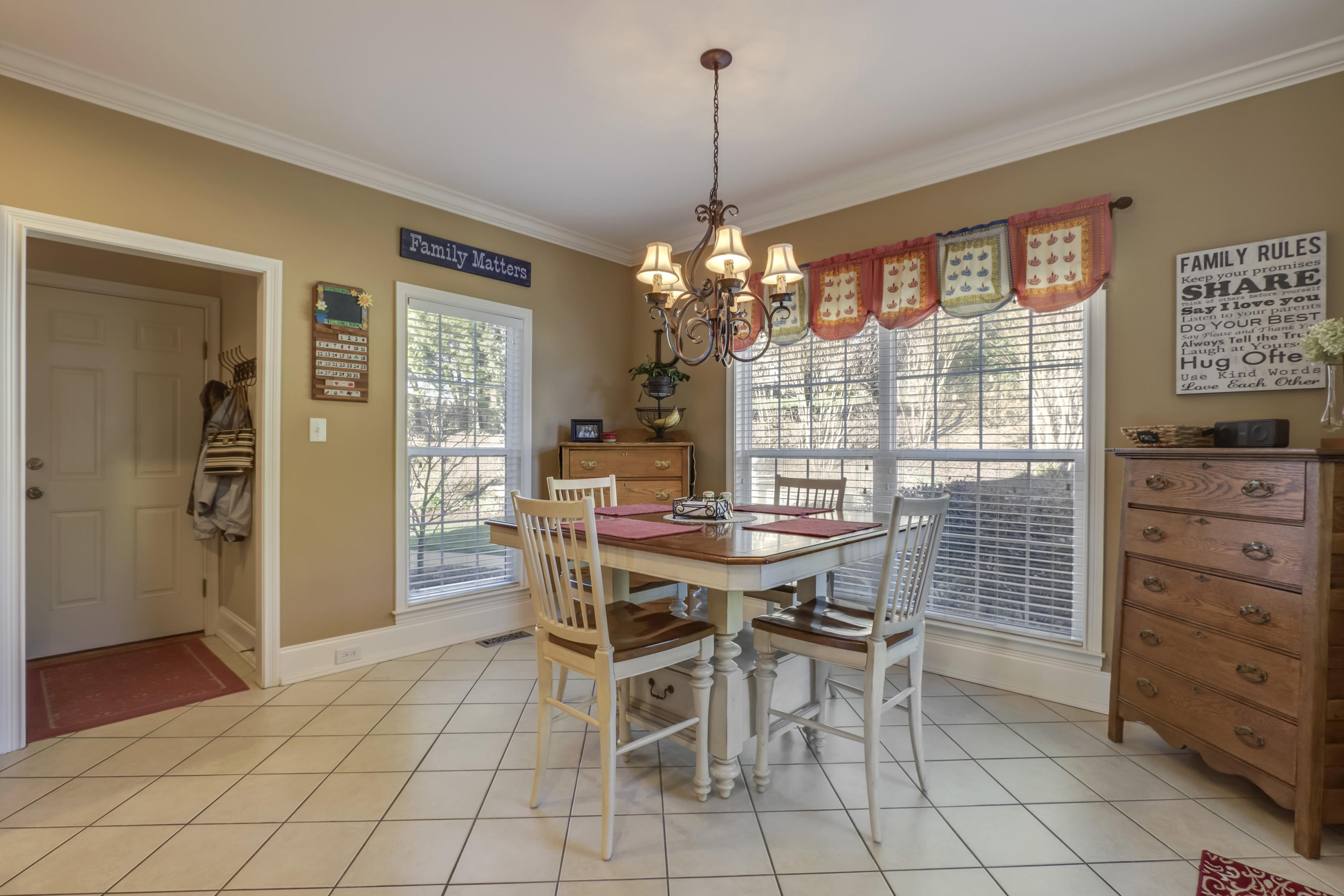 310 Gwinhurst Road Knoxville, TN 37934 - Photo 16 of 40 Breakfast Room