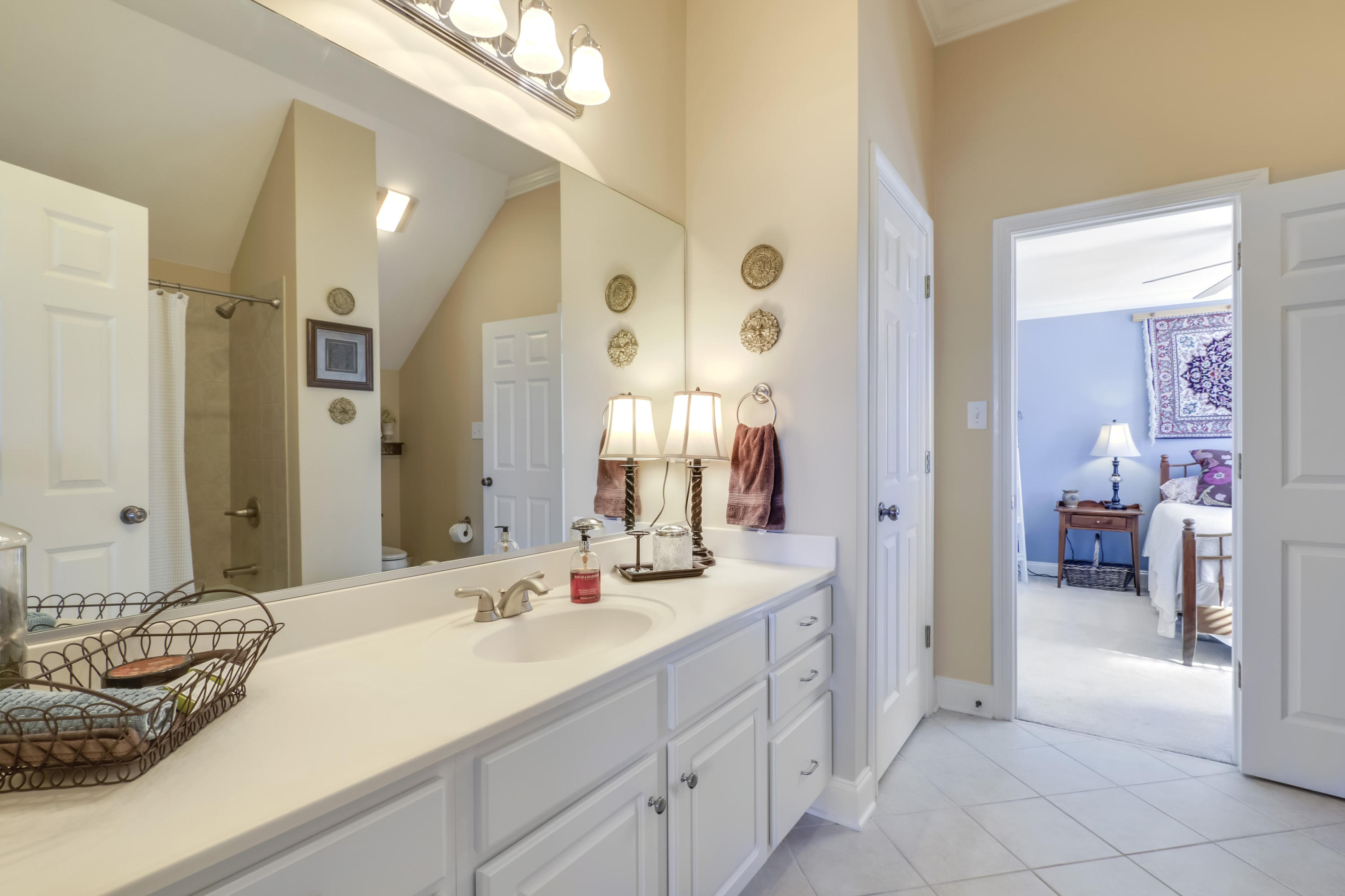 310 Gwinhurst Road Knoxville, TN 37934 - Photo 24 of 40 Bathroom 2