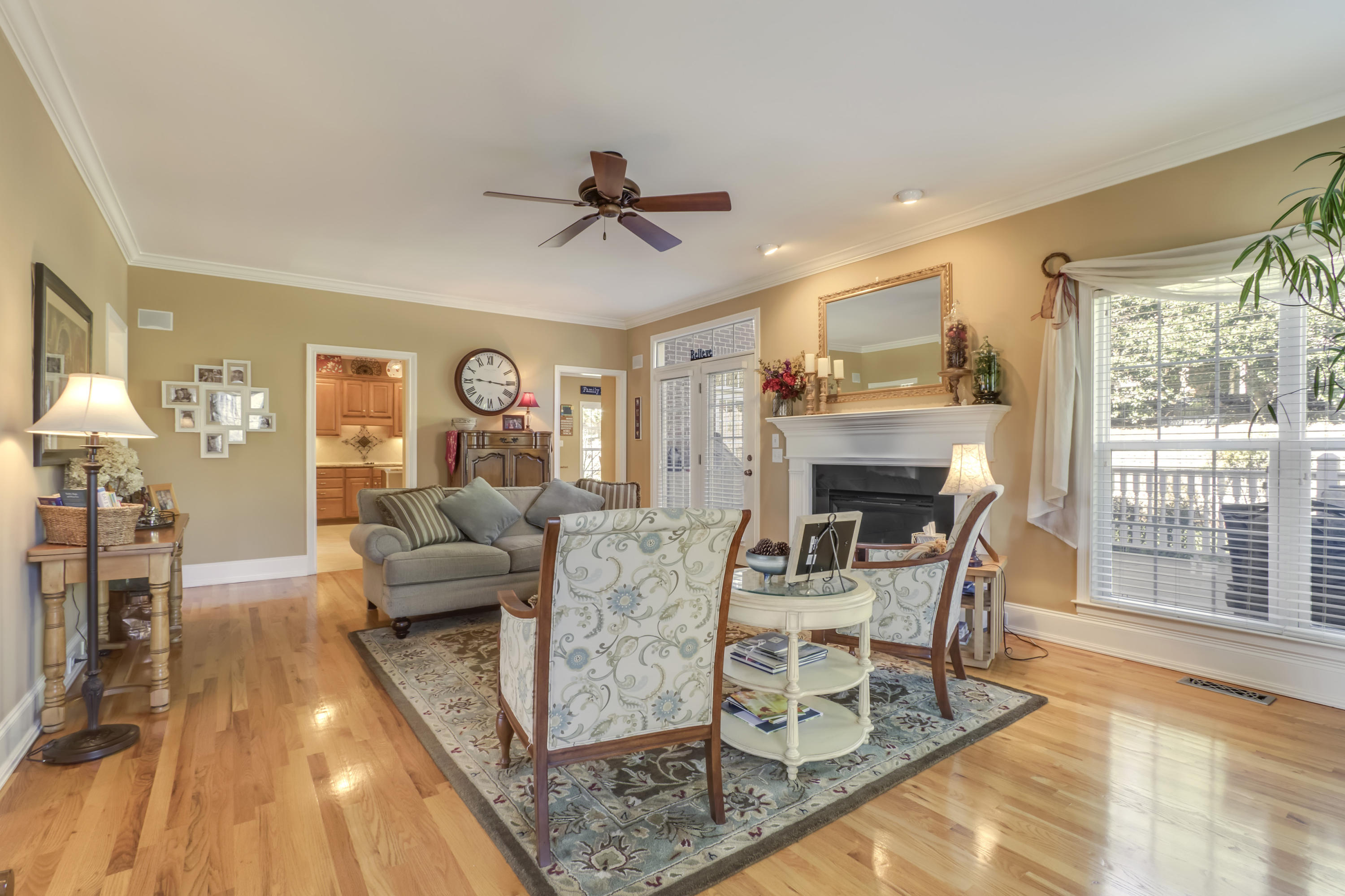 310 Gwinhurst Road Knoxville, TN 37934 - Photo 5 of 40 Family Room