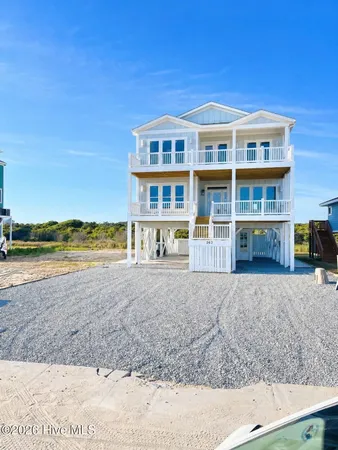 $2,250,000 | 263 Ocean Boulevard East, Holden Beach, NC 28462