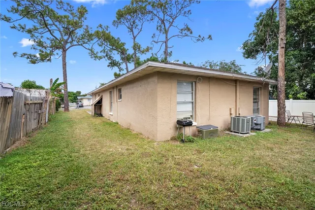 $1,150 | 5449 Tenth Avenue, Fort Myers, FL 33907