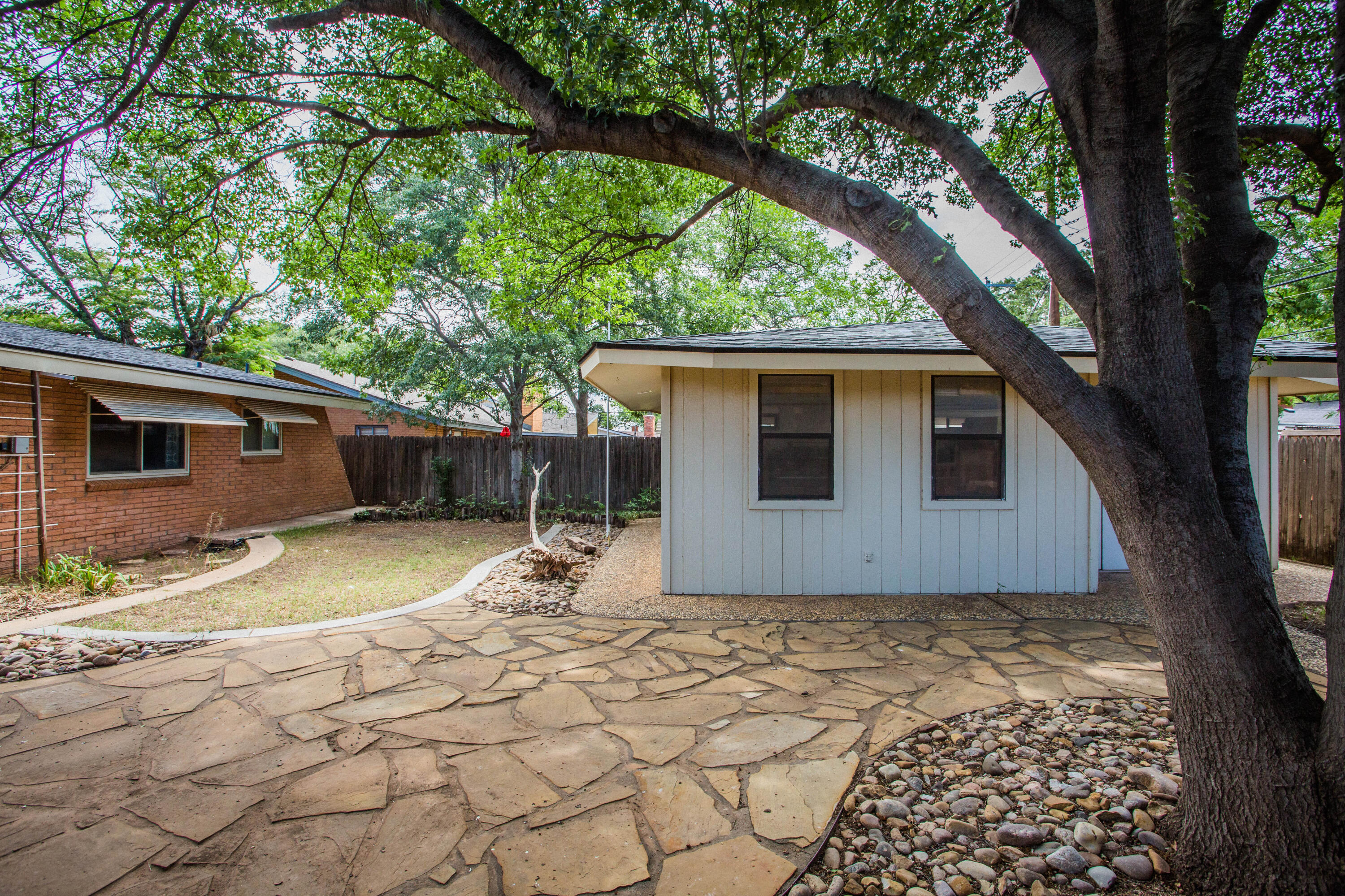 2313 58th Street Lubbock, TX 79412 - Photo 75 of 75 5V2A0178