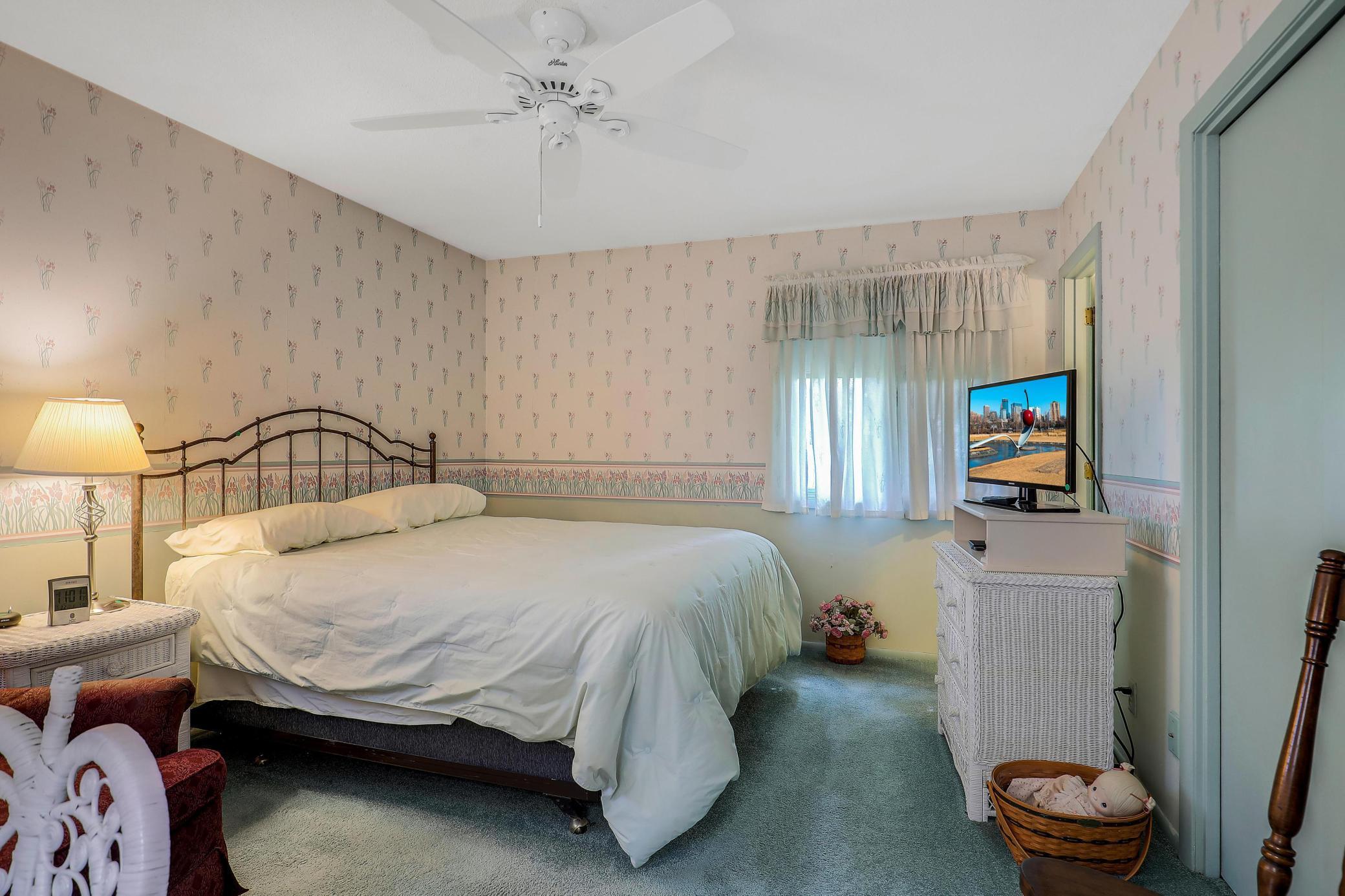 10021 Colorado Road Bloomington, MN 55438 - Photo 13 of 31 Gallery Image 13