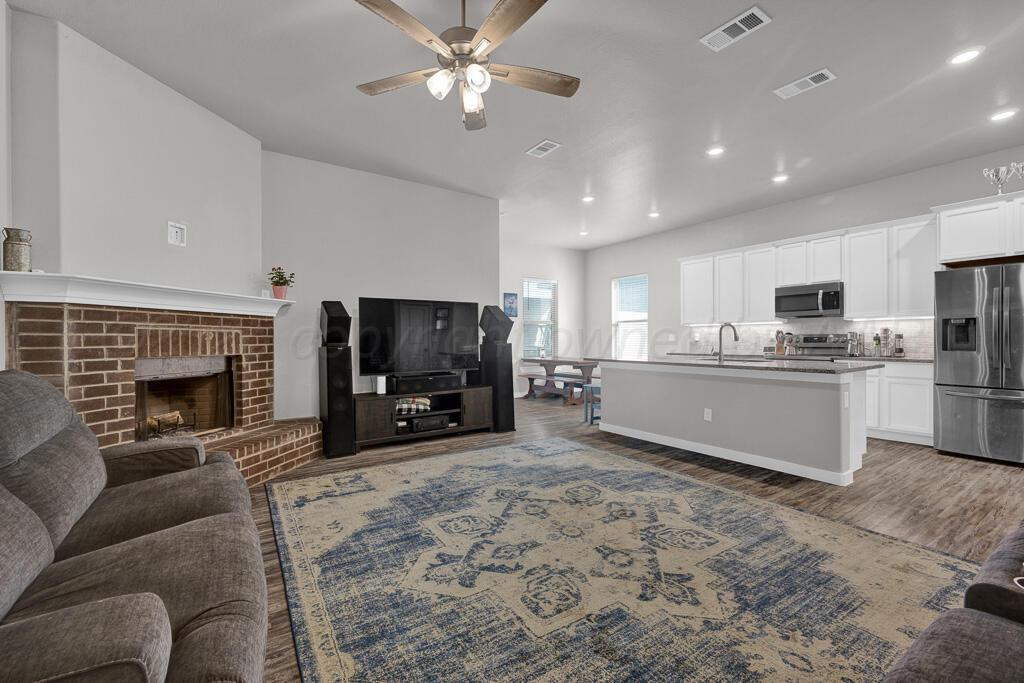 1750 Lullwater Road Amarillo, TX 79118 - Photo 5 of 26 living room 1