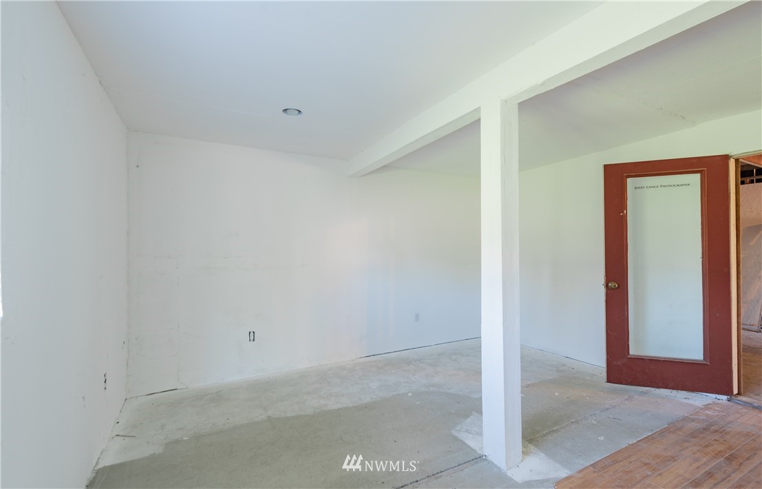 8556 Harborview Road Blaine, WA 98230 - Photo 27 of 39 Gallery Image 27