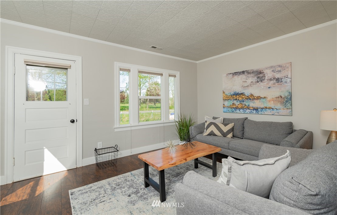 8556 Harborview Road Blaine, WA 98230 - Photo 10 of 39 Gallery Image 10