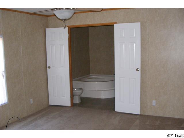 2033 Carpenters Square Road Crouse, NC 28033 - Photo 7 of 9 Gallery Image 7