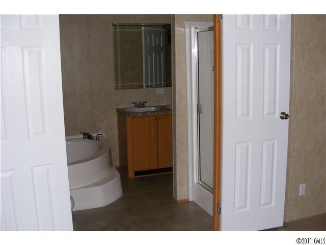 2033 Carpenters Square Road Crouse, NC 28033 - Photo 8 of 9 Gallery Image 8