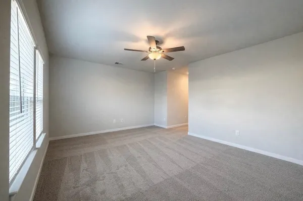 $2,175 | 3914 Flora Fld Drive, Brookshire, TX 77423