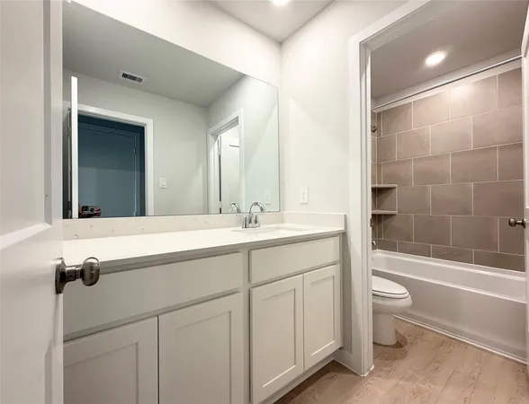 $2,175 | 3914 Flora Fld Drive, Brookshire, TX 77423