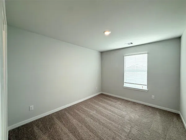 $2,175 | 3914 Flora Fld Drive, Brookshire, TX 77423