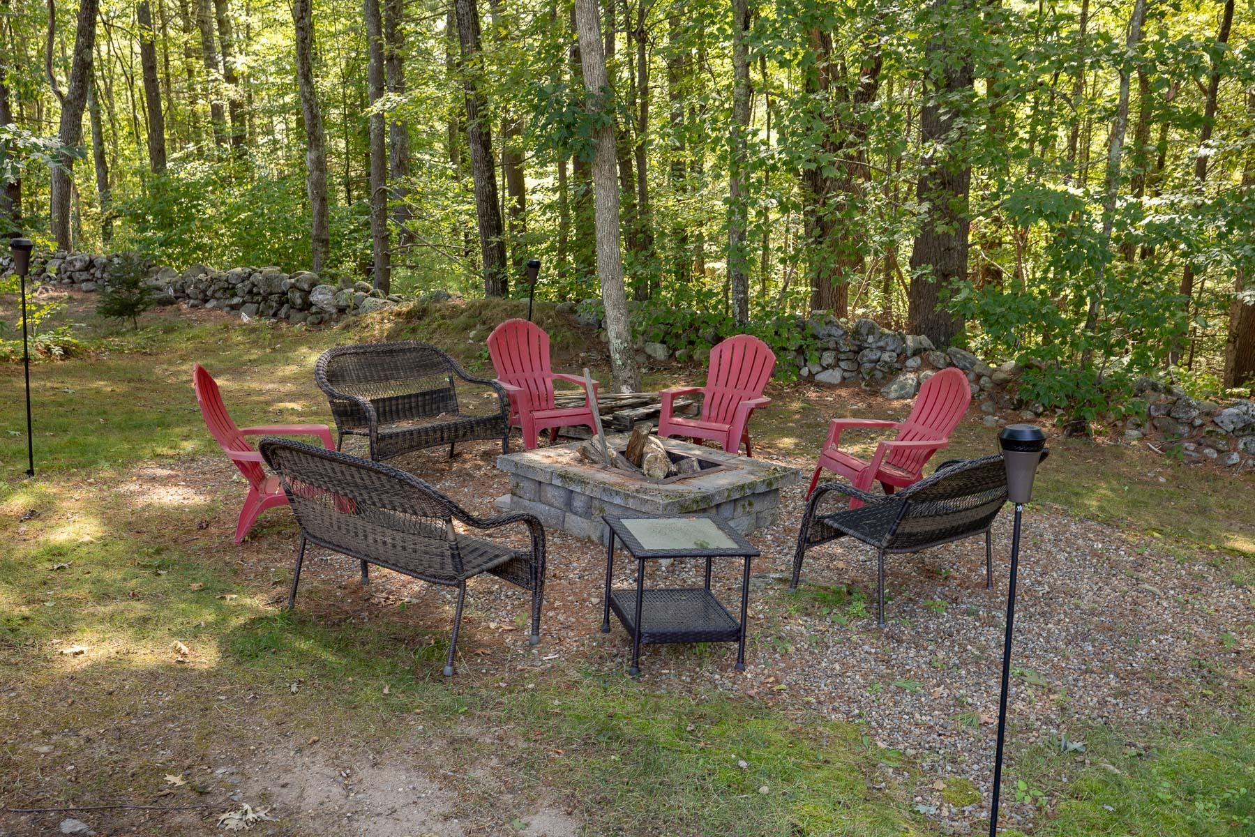 31 Shakespeare Road Rochester, NH 03839 - Photo 7 of 60