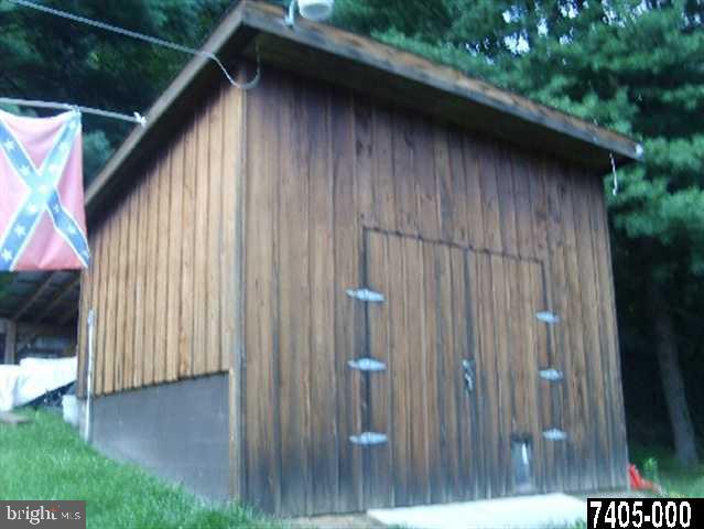 1811 Mt Hope Road Fairfield, PA 17320 - Photo 2 of 6 Gallery Image 2