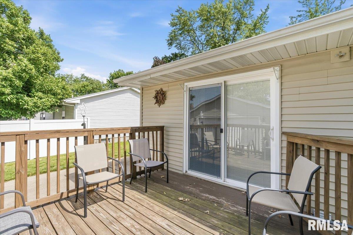 2913 Selkirk Road Springfield, IL 62702 - Photo 34 of 40