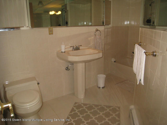 132 Beverly Road Staten Island, NY 10305 - Photo 30 of 38 Full bath in Basement