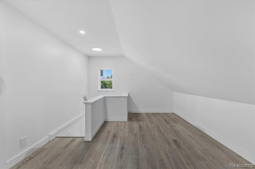1761 Stanford Road Berkley, MI 48072 - Photo 17 of 28 Gallery Image 17