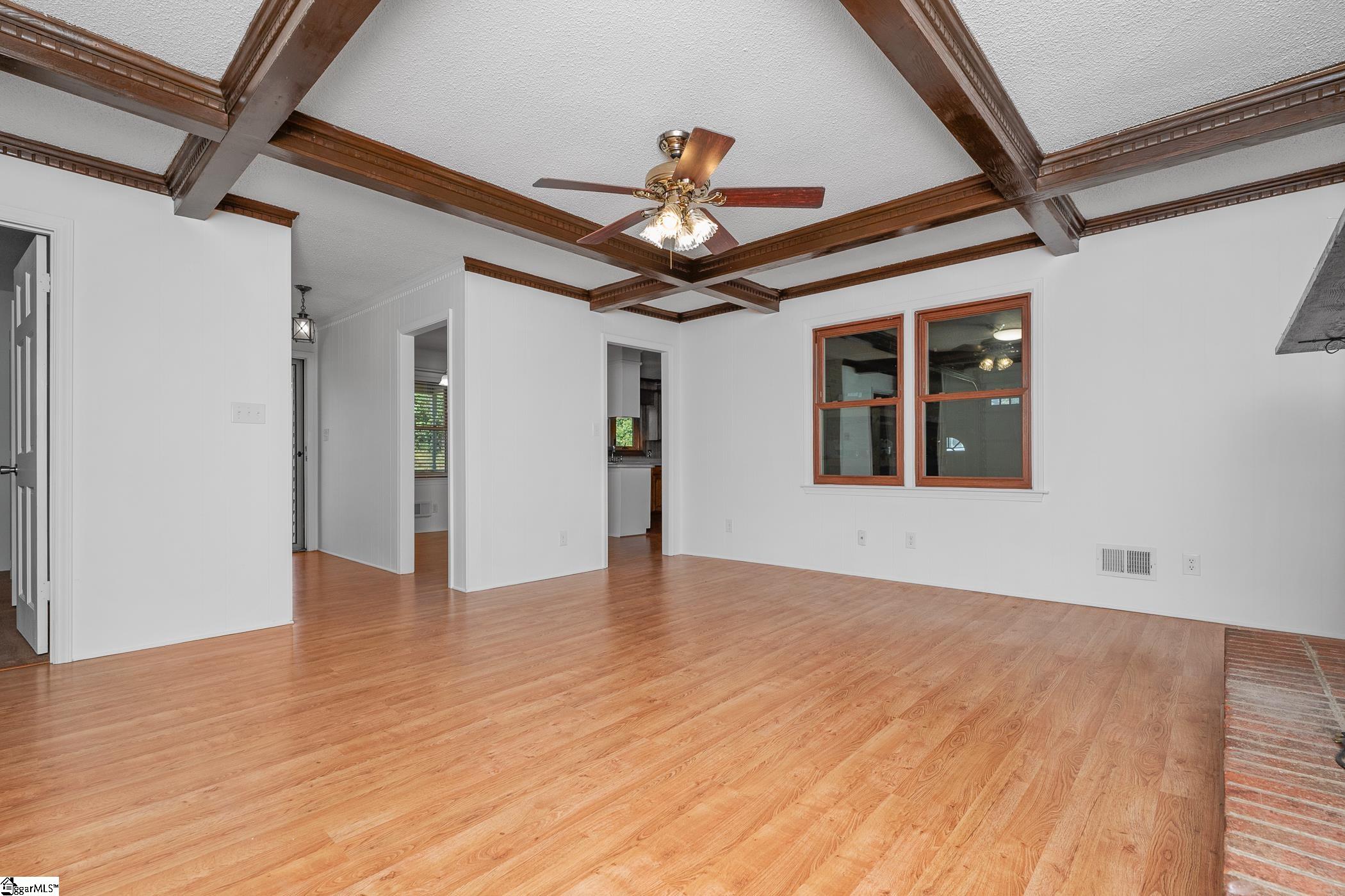 9305 Reidville Road Greer, SC 29651 - Photo 16 of 46 Gallery Image 16