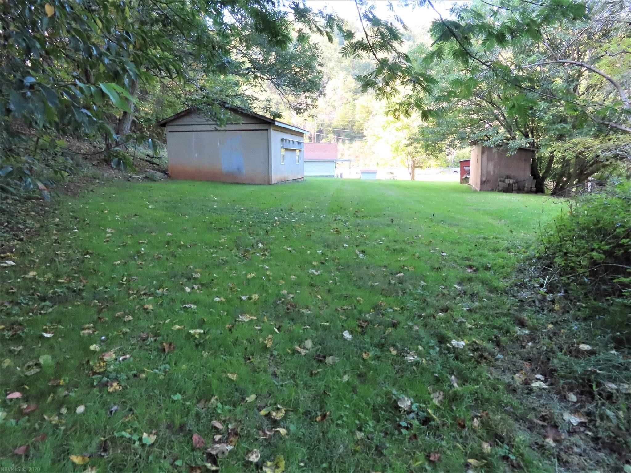 5607 Roanoke Road Shawsville, VA 24162 - Photo 32 of 38 Gallery Image 32