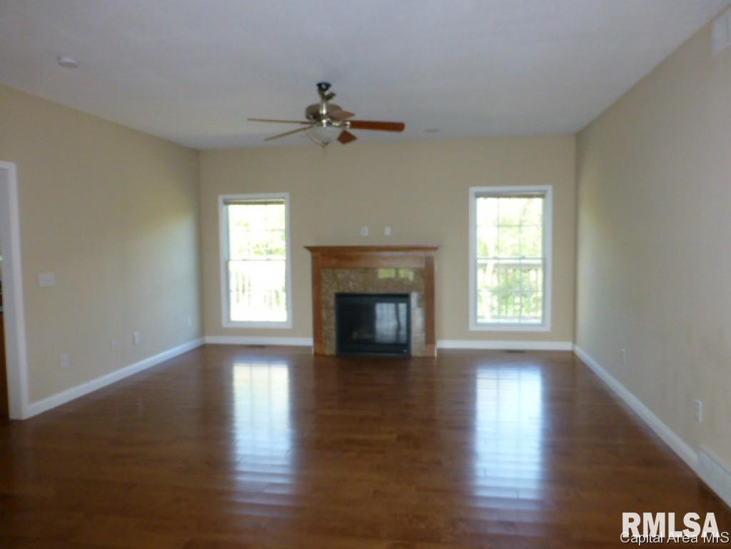 7509 New City Road Rochester, IL 62563 - Photo 3 of 15