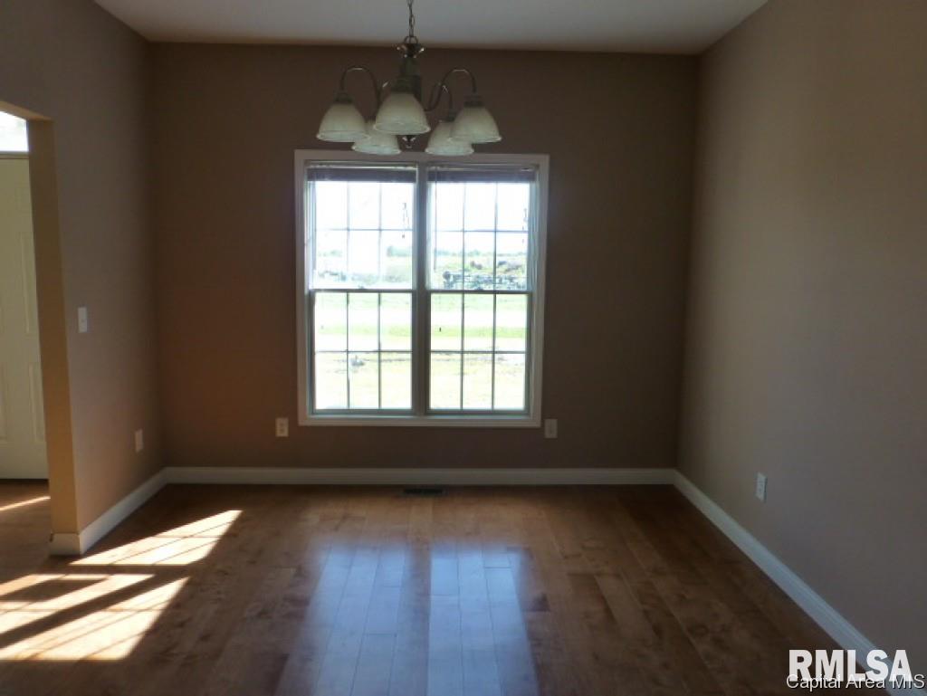 7509 New City Road Rochester, IL 62563 - Photo 5 of 15