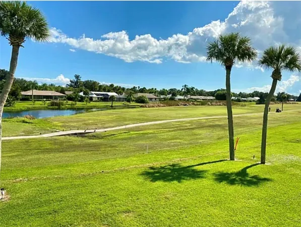$1,600 | 36 Pine Arbor Lane, Unit 202, Vero Beach, FL 32962